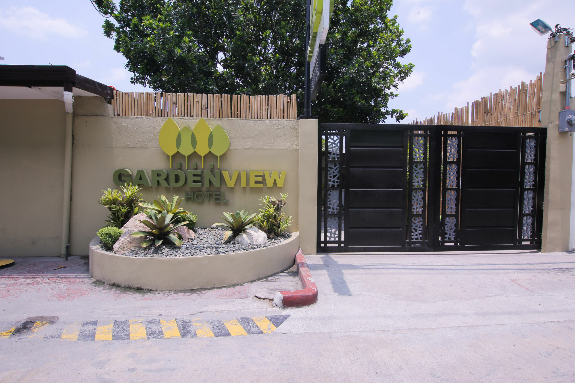 Garden View Hotel Angeles Exteriér fotografie
